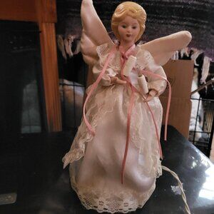 Porcelain tree topper